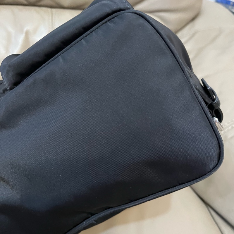 <已售出>Prada復刻款經典尼龍後背包 二手近全新購自台灣專櫃-2