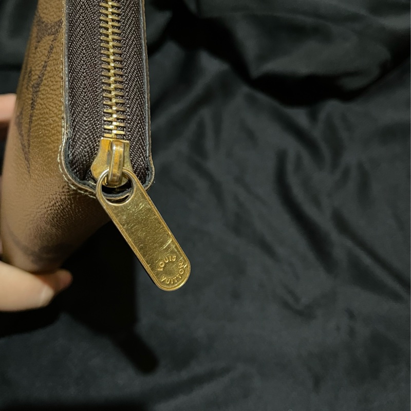 LOUIS VUITTON 晶片 大原花REVERSE拉鍊長夾-9