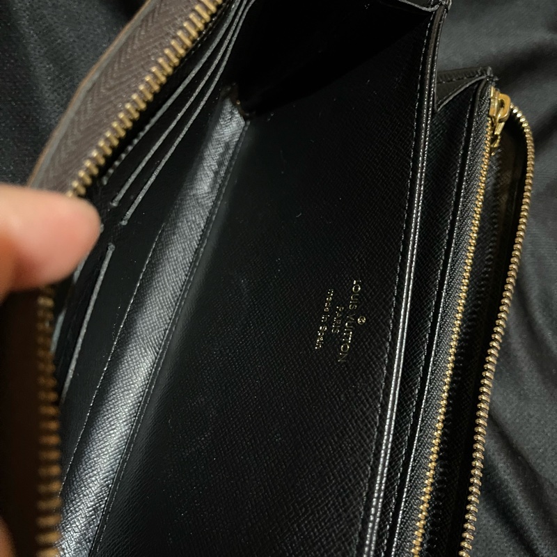 LOUIS VUITTON 晶片 大原花REVERSE拉鍊長夾-21