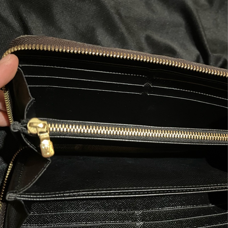 LOUIS VUITTON 晶片 大原花REVERSE拉鍊長夾-23