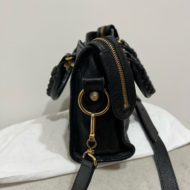 BALENCIAGA 巴黎世家 mini city黑金機車包-3