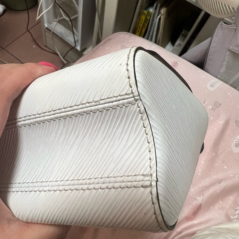 LV路易威登 twist 白色水波紋-4