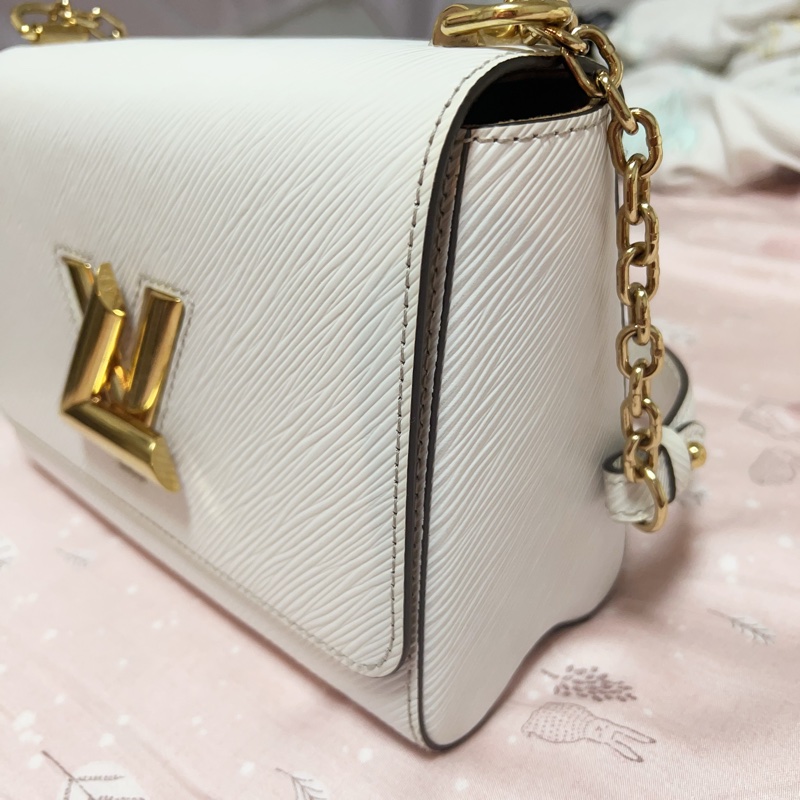 LV路易威登 twist 白色水波紋-11