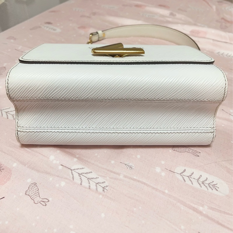 LV路易威登 twist 白色水波紋-13