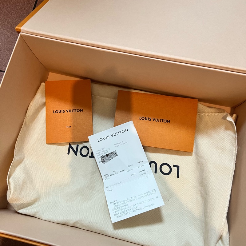 LV路易威登 twist 白色水波紋-24