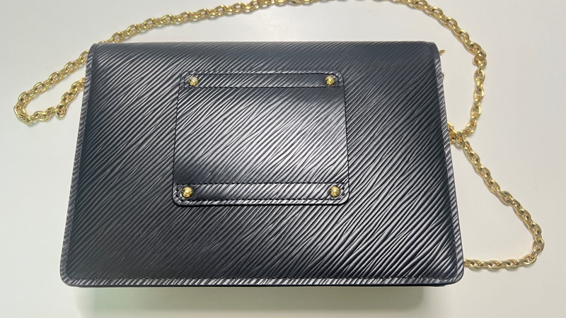 LV Twist woc  (TWIST腰帶鏈帶錢包)-4