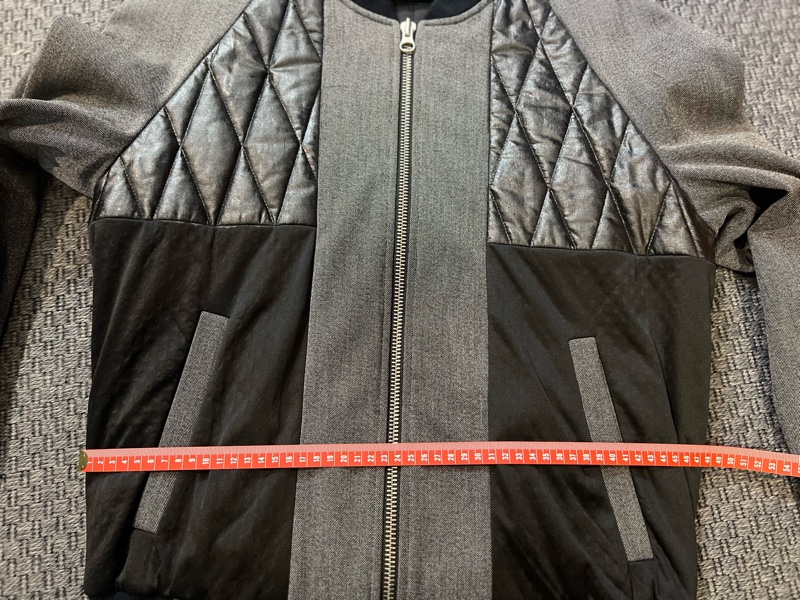 秀款 日義混血品牌Giuliano Fujiwara 拼接夾克外套 質感很棒很有型 原價39800 特一件7800絕版 Giuliano fujiwara 男女都可以穿 #男生建議偏瘦 有型時髦🤍 正常使用痕跡都有拍出來 高標繞道-9