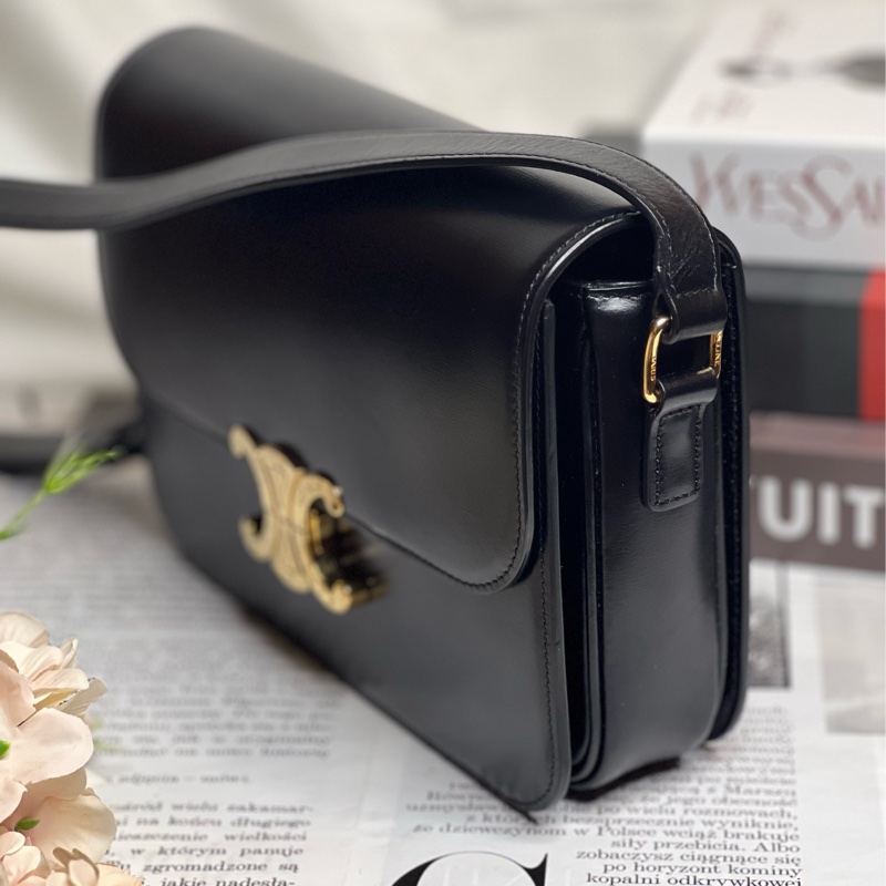 CELINE Triomphe 凱旋門牛皮(黃金尺寸中號）-3