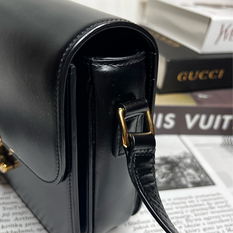 CELINE Triomphe 凱旋門牛皮(黃金尺寸中號）-11