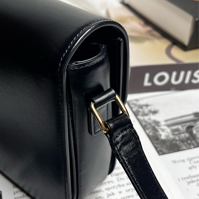 CELINE Triomphe 凱旋門牛皮(黃金尺寸中號）-12