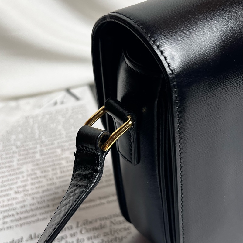 CELINE Triomphe 凱旋門牛皮(黃金尺寸中號）-13