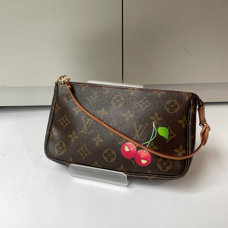 LV村上隆櫻桃麻將包-0