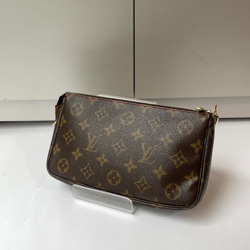 LV村上隆櫻桃麻將包-1