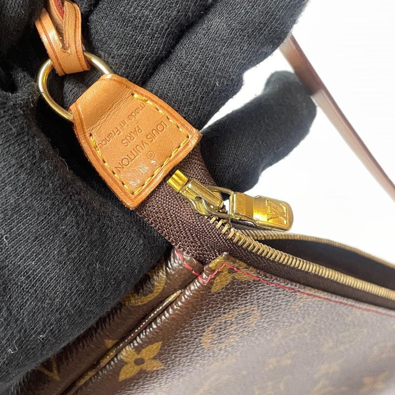 LV村上隆櫻桃麻將包-9