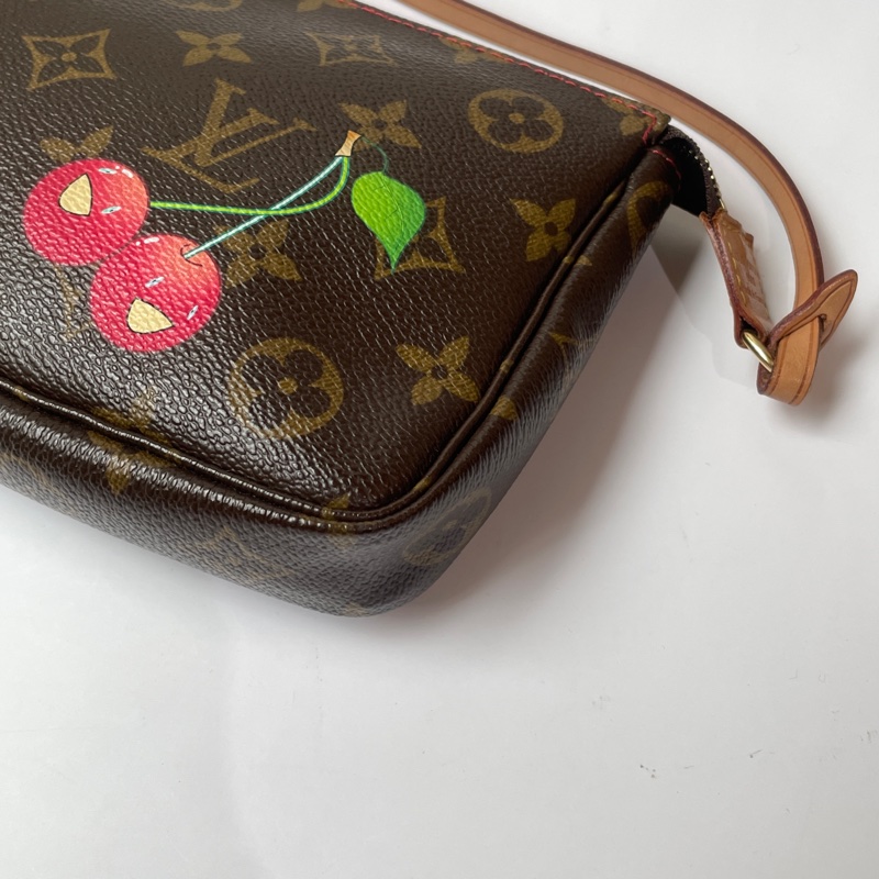 LV村上隆櫻桃麻將包-10