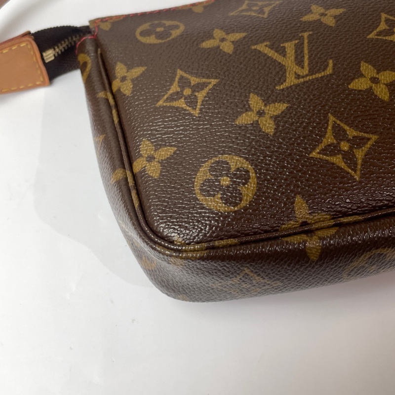 LV村上隆櫻桃麻將包-14