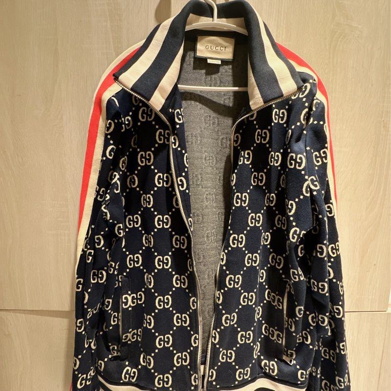 Gucci滿版老花外套-1