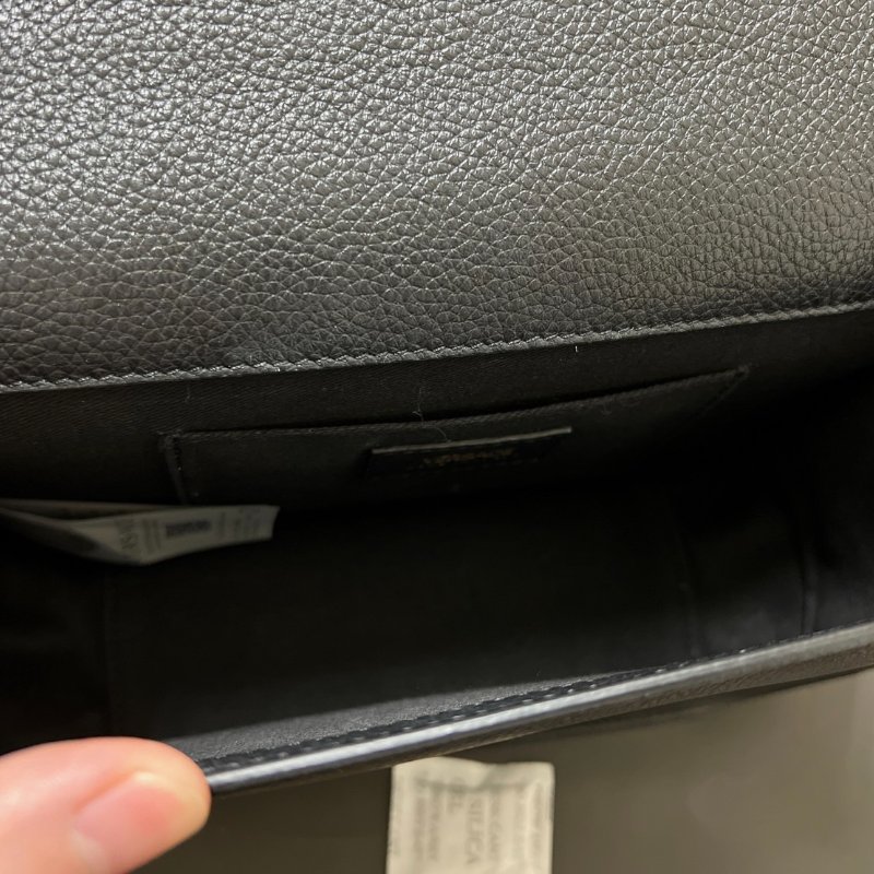 極新 VERSACE 凡賽斯 真皮肩背包 台灣專櫃購入-7