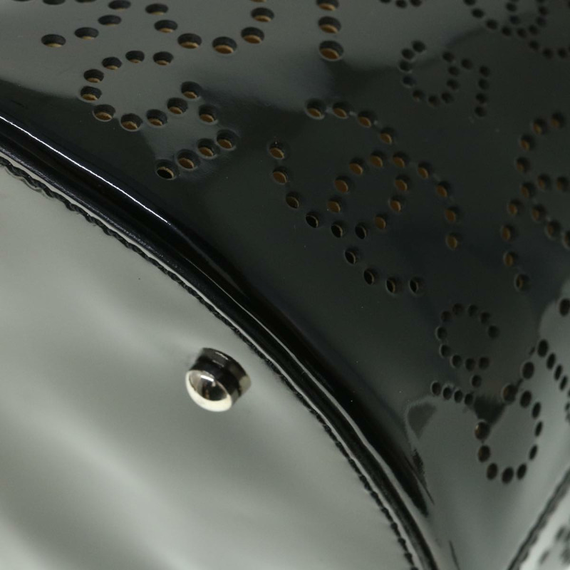 【日本直送】CHANEL COCO Mark Punching 手包漆皮黑 CC 正品 54999-16