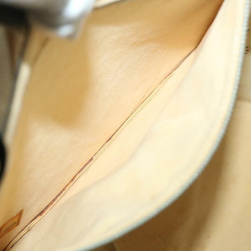 【日本直送】CHANEL COCO Mark Punching 手包漆皮黑 CC 正品 54999-21