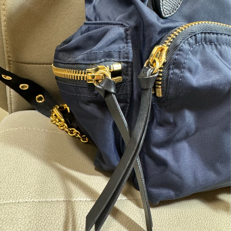 BURBERRY 巴寶莉 The Rucksack尼龍拼皮革中型軍旅後背包(海軍藍)-3