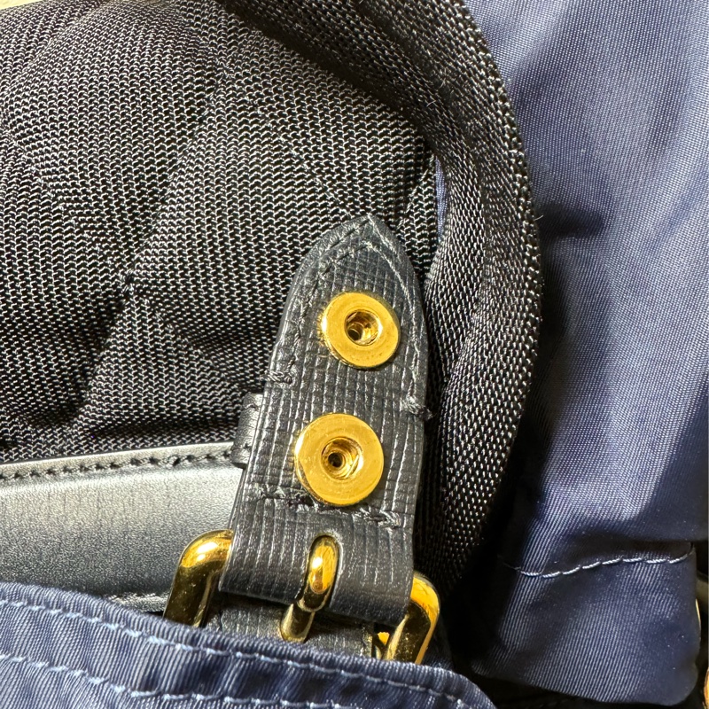 BURBERRY 巴寶莉 The Rucksack尼龍拼皮革中型軍旅後背包(海軍藍)-21
