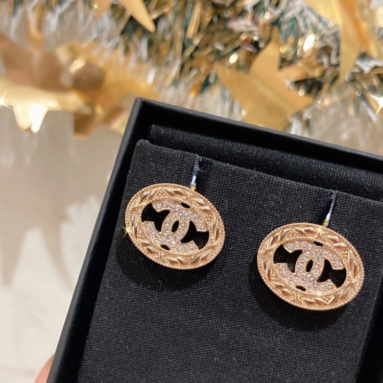 ☆ CHANEL 香奈兒 Green, Silver Tone Metal CC Logo Fashion Earrings 綠色, 銀色金屬CC 標誌耳環 A12C-267008973