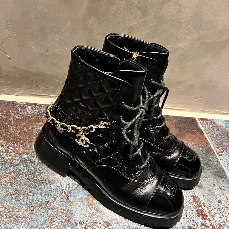 Chanel 鏈條馬丁靴短靴-皮革拼接菱格⭐️Chanel 鏈條手鍊+鞋都擁有-5