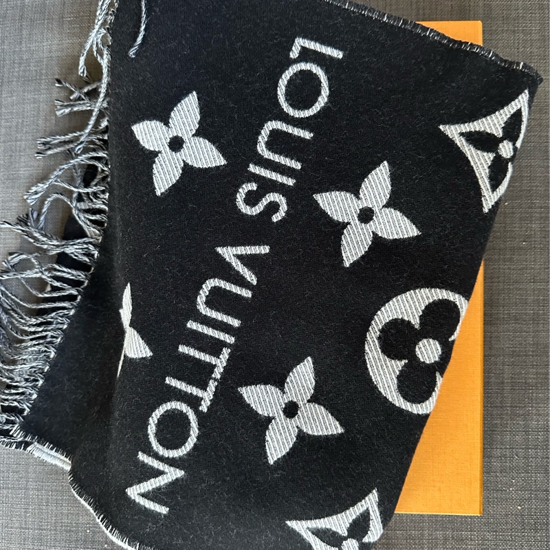 全新LV Louis Vuitton 圍巾-1