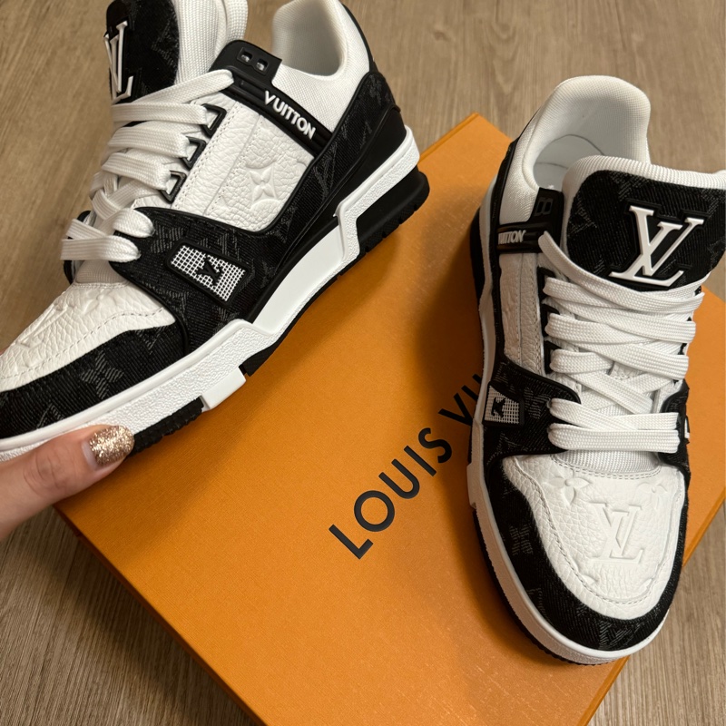 LV TRAINER女款牛仔黑-2