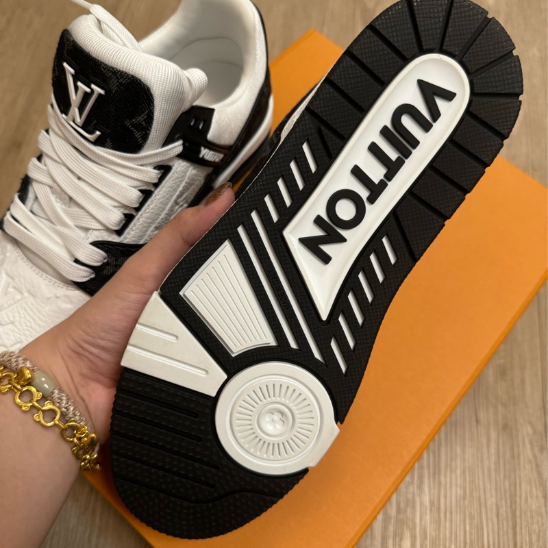 LV TRAINER女款牛仔黑-4