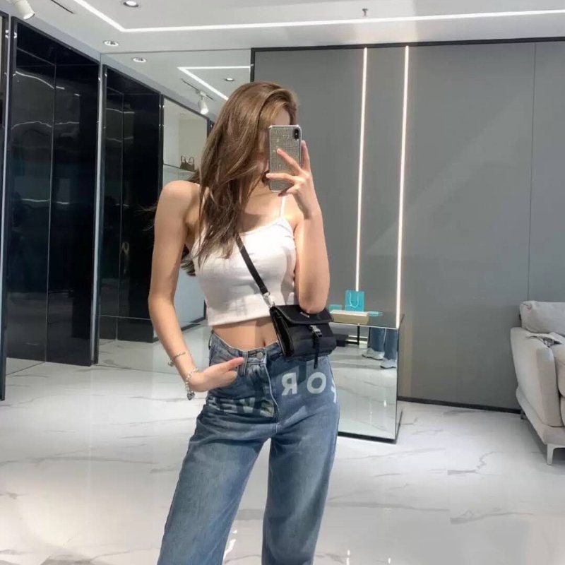 Prada 2ZH108 Re-Nylon和Saffiano皮革智慧手機保護包《2024季度新品》-8