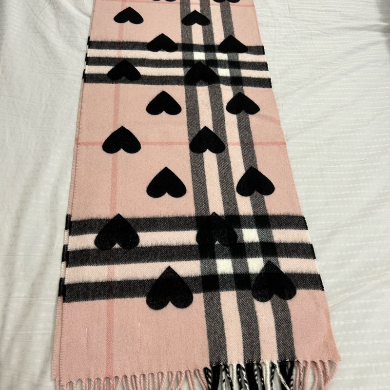 BurBerry 喀什米爾圍巾/限定愛心雙面款-1