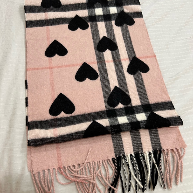 BurBerry 喀什米爾圍巾/限定愛心雙面款-2