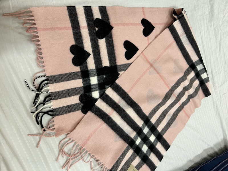 BurBerry 喀什米爾圍巾/限定愛心雙面款-8