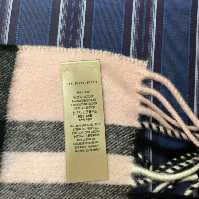 BurBerry 喀什米爾圍巾/限定愛心雙面款-13