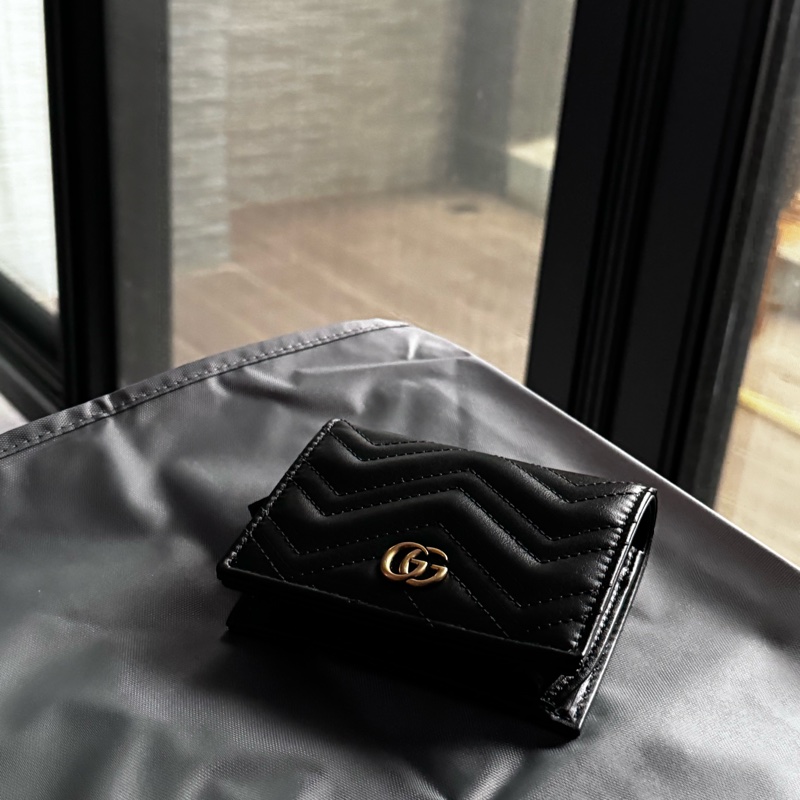 Gucci女用黑色短夾-0