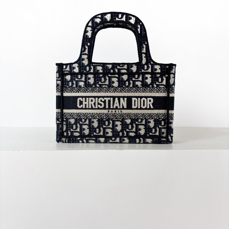 Dior Book Tote Mini 經典老花款-2