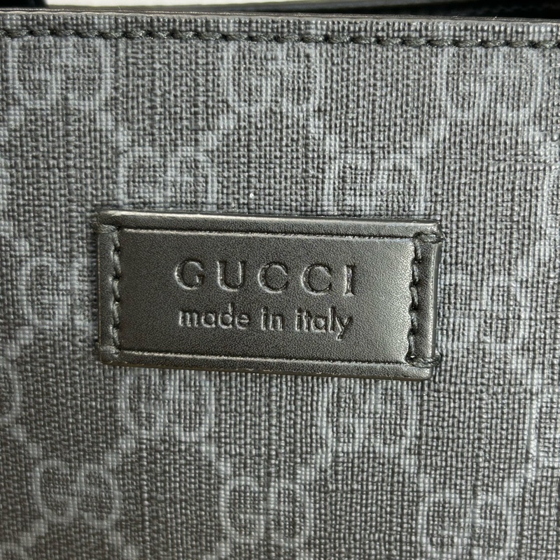 GUCCI GG supreme新款黑原花琴譜包/斜背🕶️個性帥款-1