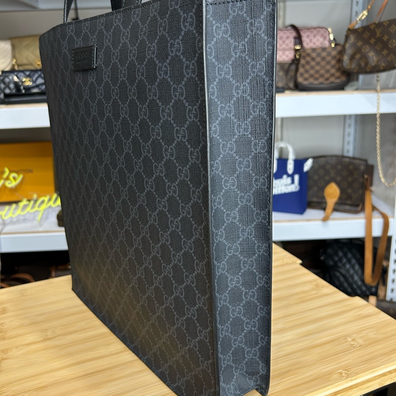 GUCCI GG supreme新款黑原花琴譜包/斜背🕶️個性帥款-8