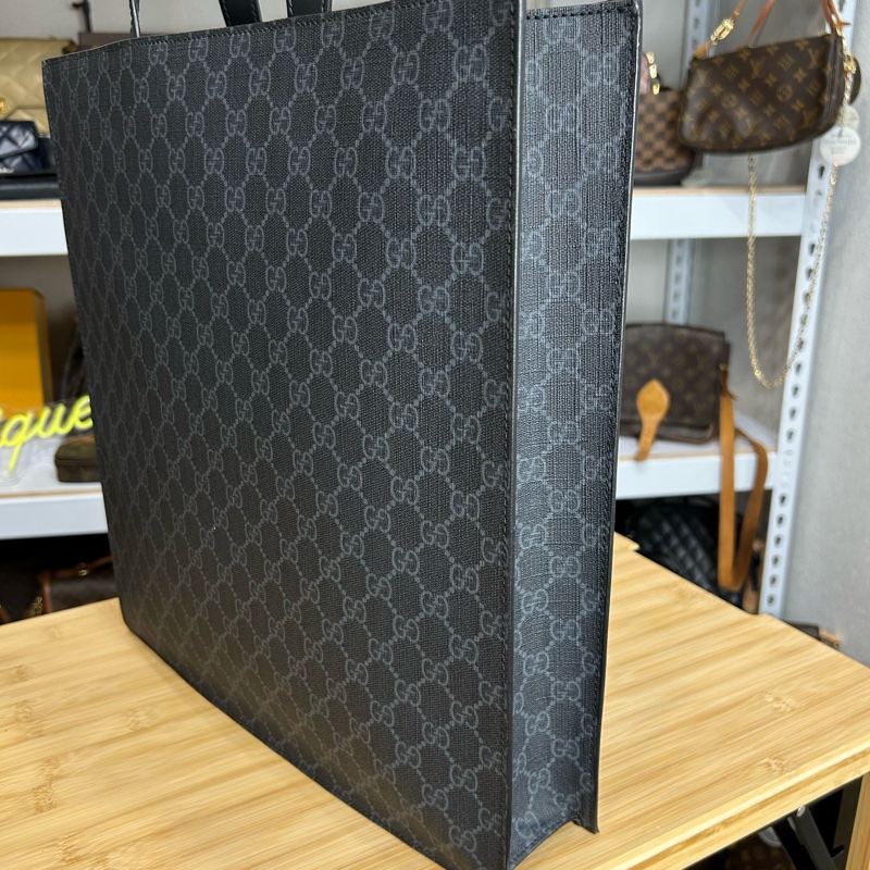 GUCCI GG supreme新款黑原花琴譜包/斜背🕶️個性帥款-10