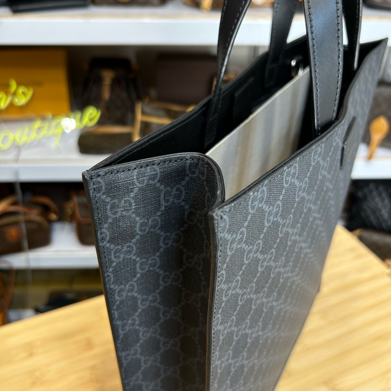GUCCI GG supreme新款黑原花琴譜包/斜背🕶️個性帥款-12