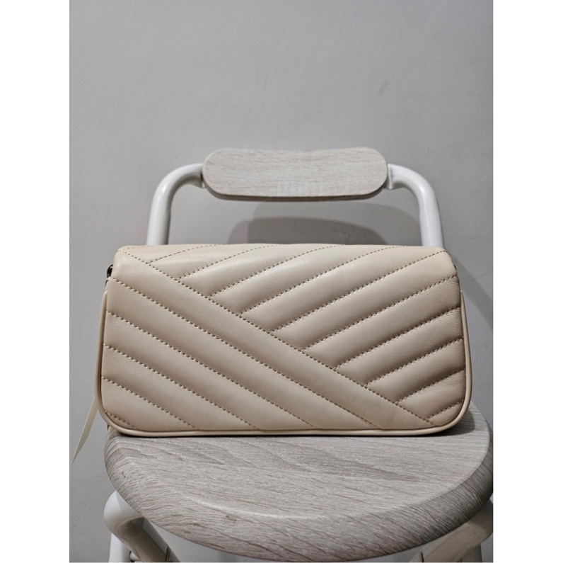 Tory Burch 腋下包 SMALL KIRA CHEVRON FLAP SHOULDER BAG 90456-12