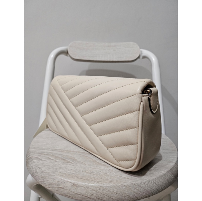 Tory Burch 腋下包 SMALL KIRA CHEVRON FLAP SHOULDER BAG 90456-15