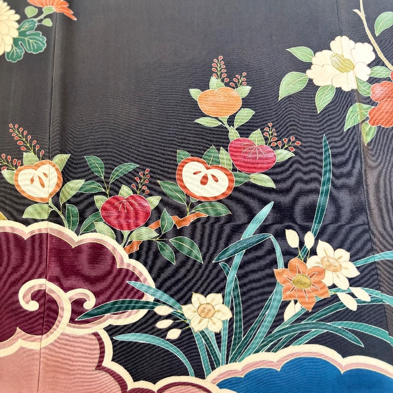 藏私·Collection_山茶花五紋付黑留袖古董和服-10
