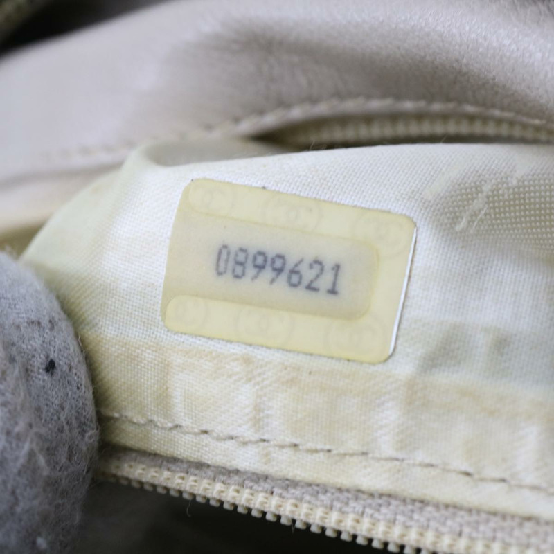 【日本直送】香奈兒 Matelasse 鏈條肩背包 米色 CC Auth fm2795-11