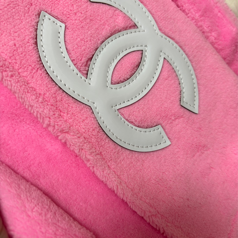 正品香奈兒Chanel 超可愛芭比粉毛巾包/側背包-1