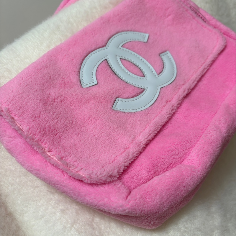 正品香奈兒Chanel 超可愛芭比粉毛巾包/側背包-2