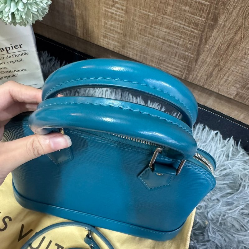 LV Alma bb epi 貝殼包-2