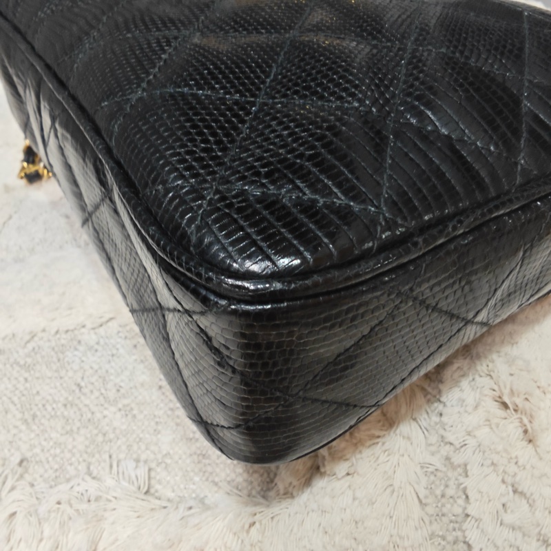 藏家必收 ChanelVINTAGE 香奈兒老香蜥蜴皮流蘇相機包-15